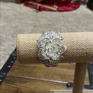 Elegant Silver Floral Bracelet
